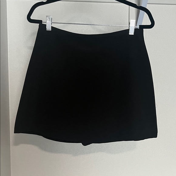 Gianni Bini Pants - Gianni Bini Sleek Black Skirt